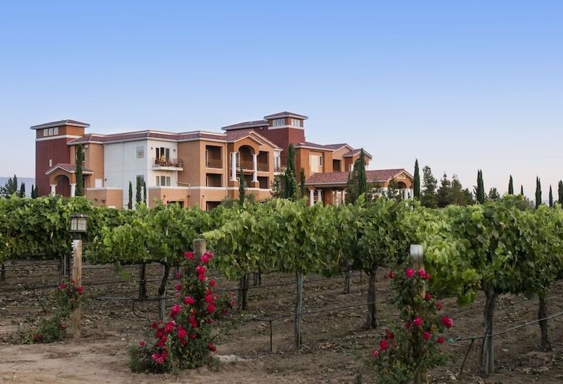 בית מלון כפרי South Coast Winery Resort & Spa