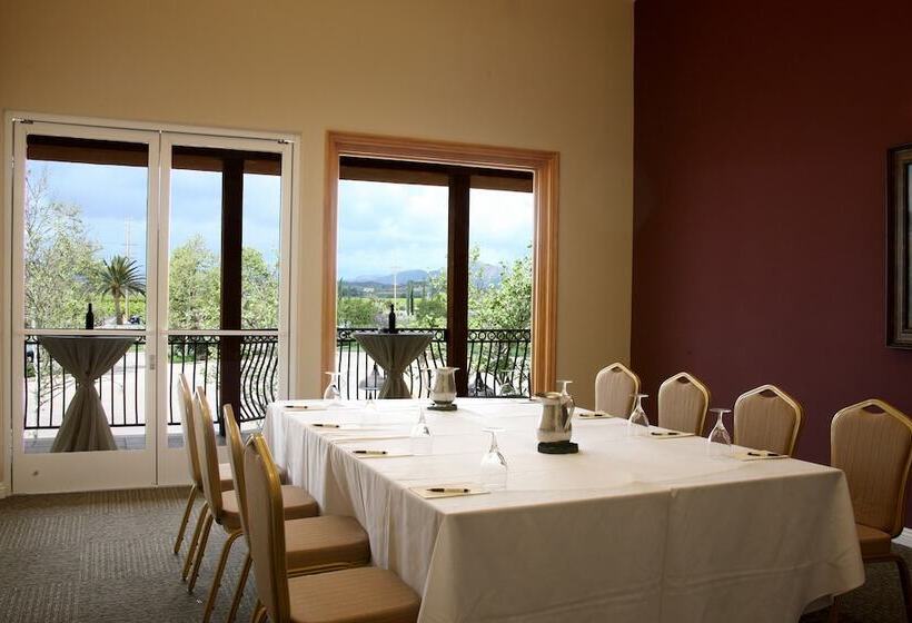 בית מלון כפרי South Coast Winery Resort & Spa