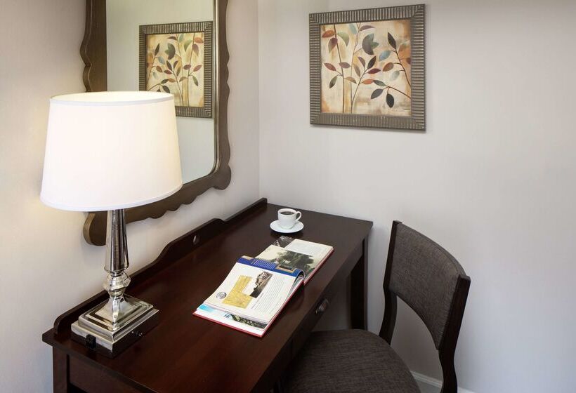 The Elms Hotel & Spa, A Destination By Hyatt