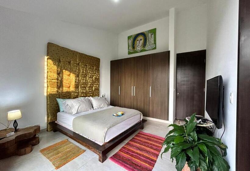 تختخواب و صبحانه Wayra Natura