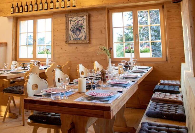 ホテル Alpenlodge Val Gronda