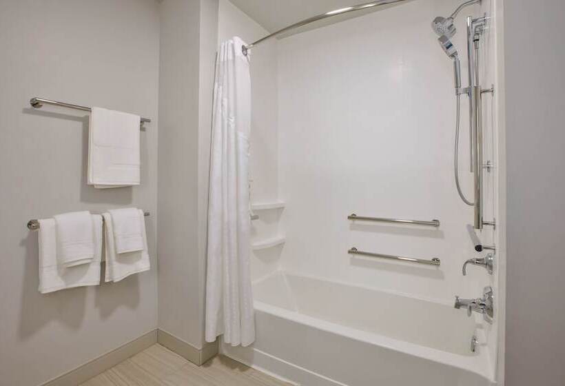 호텔 Holiday Inn Express & Suites   Wooster, An Ihg