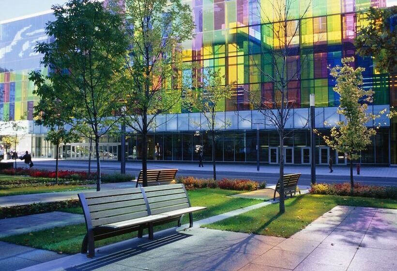 בית מלון כפרי Homewood Suites By Hilton Montreal Midtown, Quebec, Canada