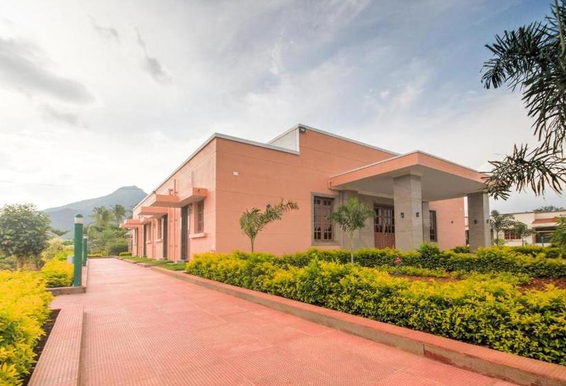 Отель Oyo 48373 Sri Darshanam Homes