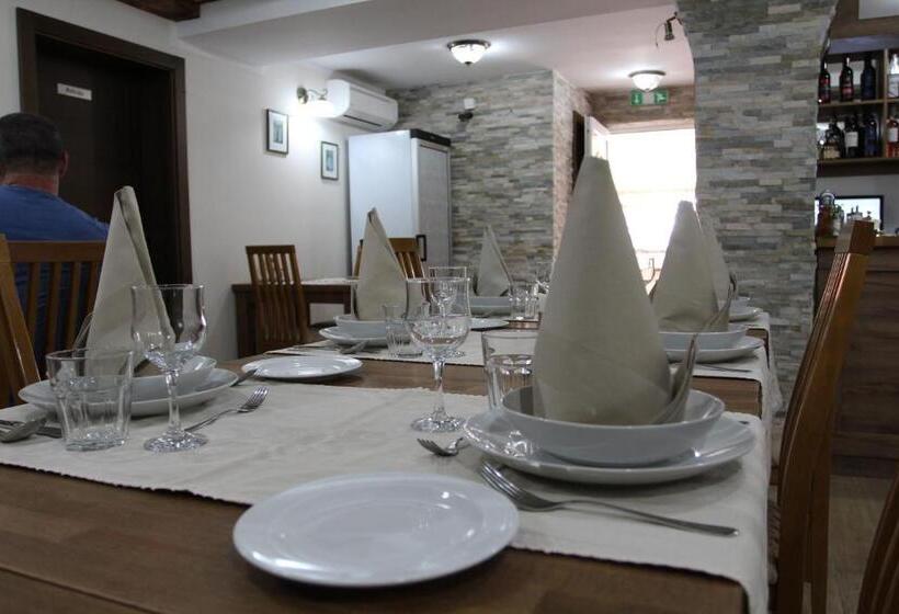 B&b Millenium House