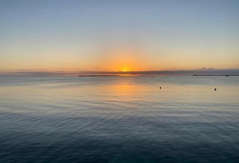 בית מלון כפרי Bahia Bay Resort