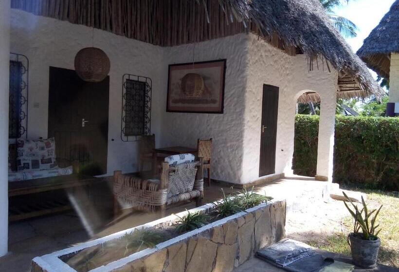 酒店 Glory Ocean Villas   Diani