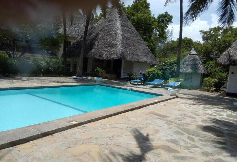 酒店 Glory Ocean Villas   Diani