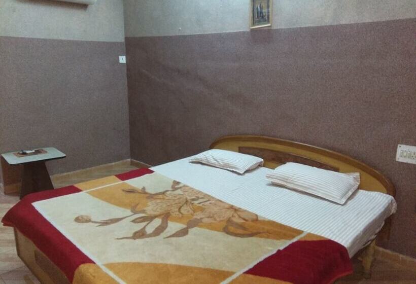 Отель Holy City Paradise Inn