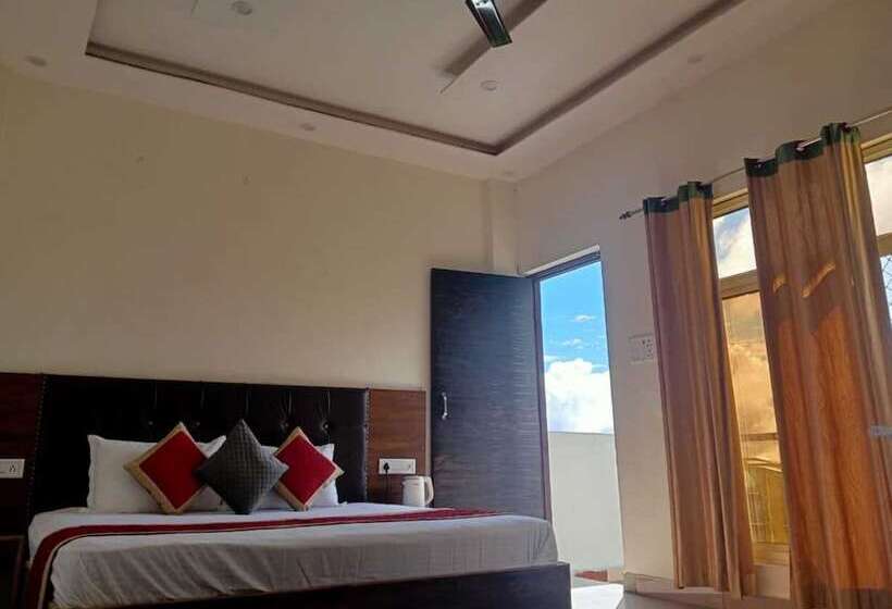 בית מלון כפרי Sunny Pines Resort