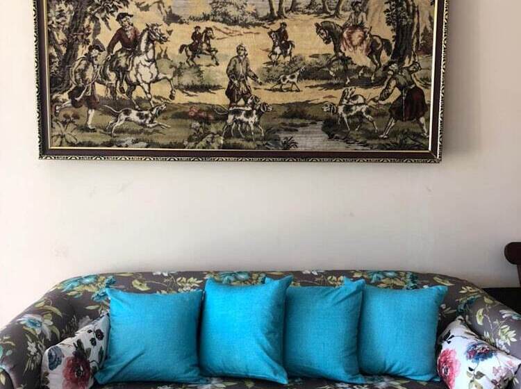 منتجع Tree Of Life Grand Oak Manor Binsar