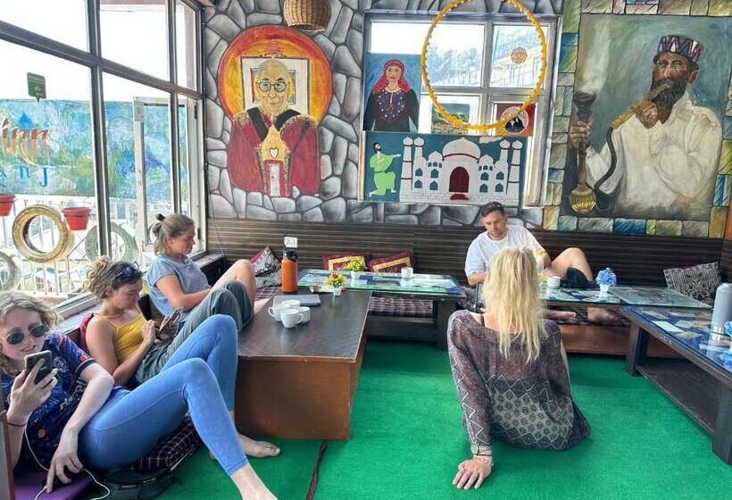 مبيت وإفطار Backpackers Inn
