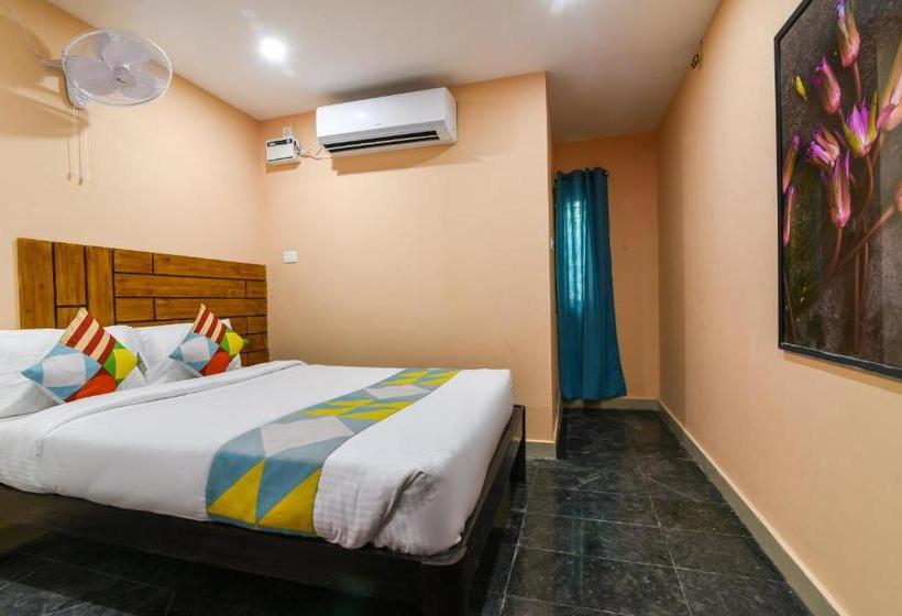 펜션 Oyo Home 62423 Compact Studio Cozy Stay, Near To Kamatci