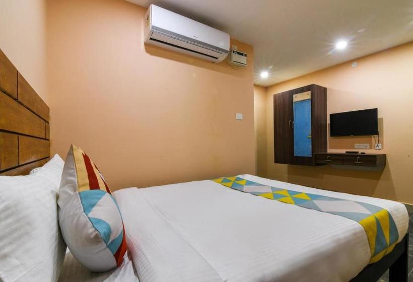펜션 Oyo Home 62423 Compact Studio Cozy Stay, Near To Kamatci