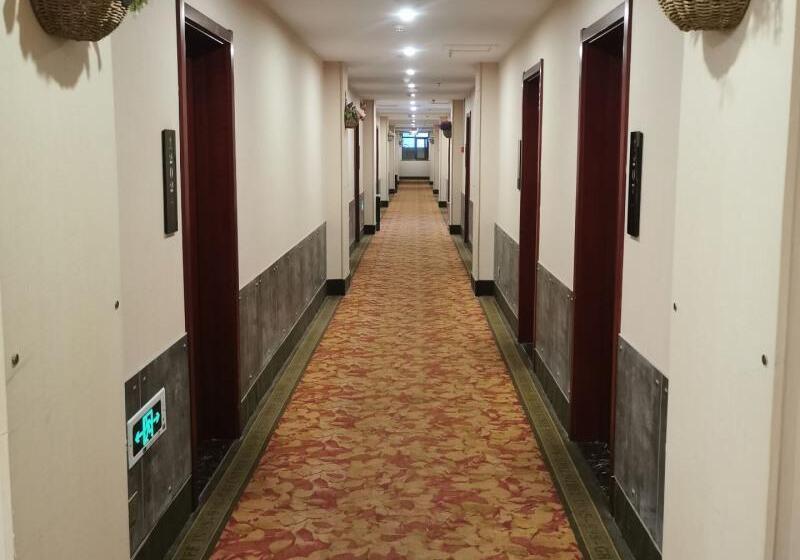 酒店 Greentree Inn Henan Hebi Hengshan Road Business