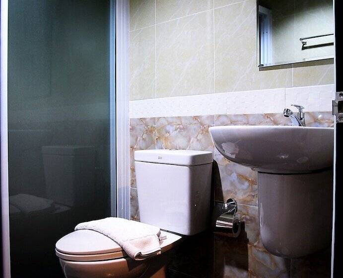 Metro Hotel & Spa