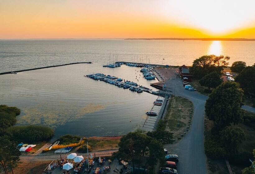 مبيت وإفطار Mormors Pensionat Strandhagen