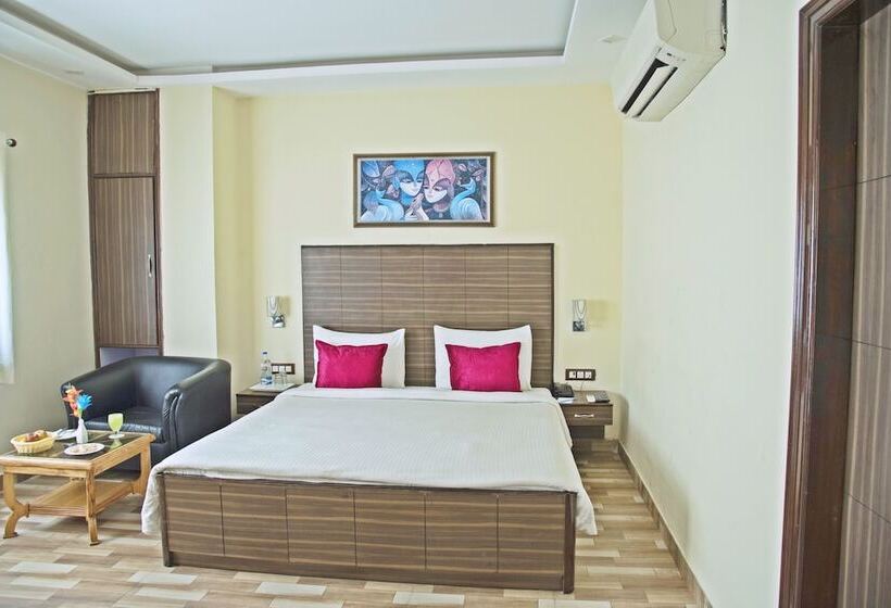 호텔 Genx Plaza Mughalsarai