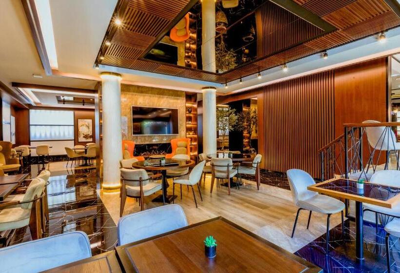 هتل Nobel Gallery