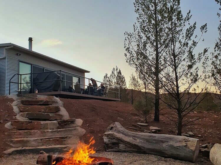 فندق ريفى Skytrek Willow Springs Station