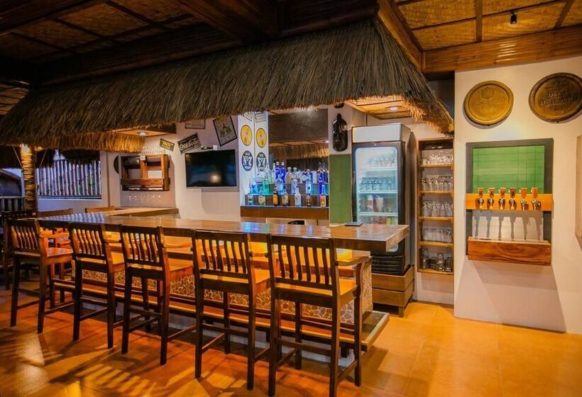 Kavs Beach Resort