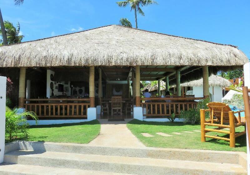 Kavs Beach Resort