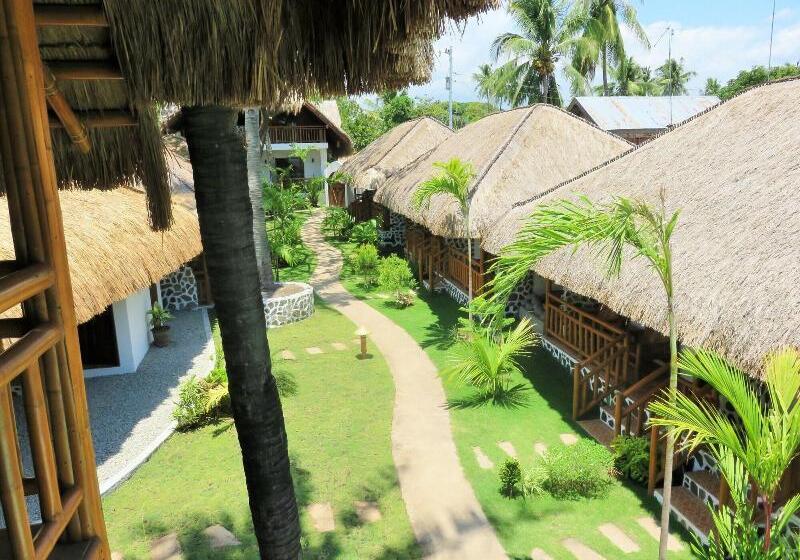 Kavs Beach Resort