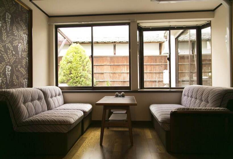 ペンション Female Only Guesthouse Tomariya