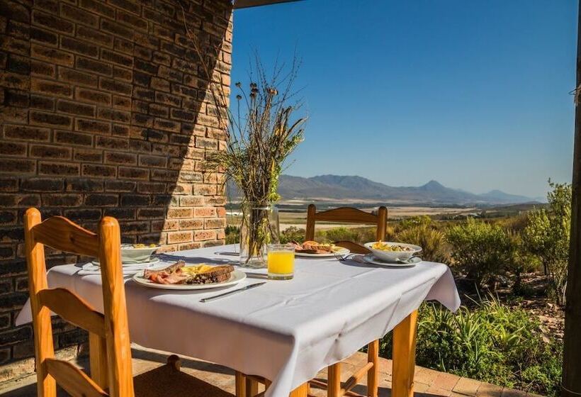 פנסיון Wolfkop Guesthouse