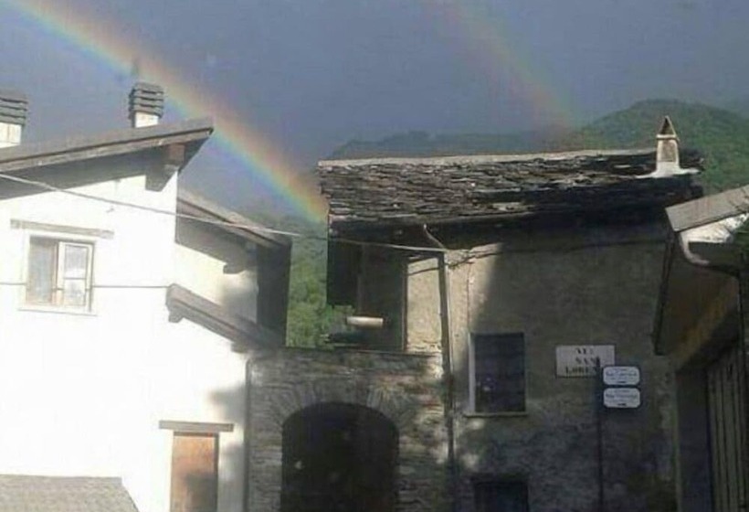 مبيت وإفطار Relais Des Alpes