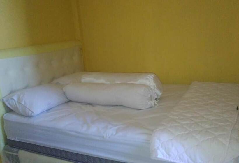 تختخواب و صبحانه Sinar Harapan