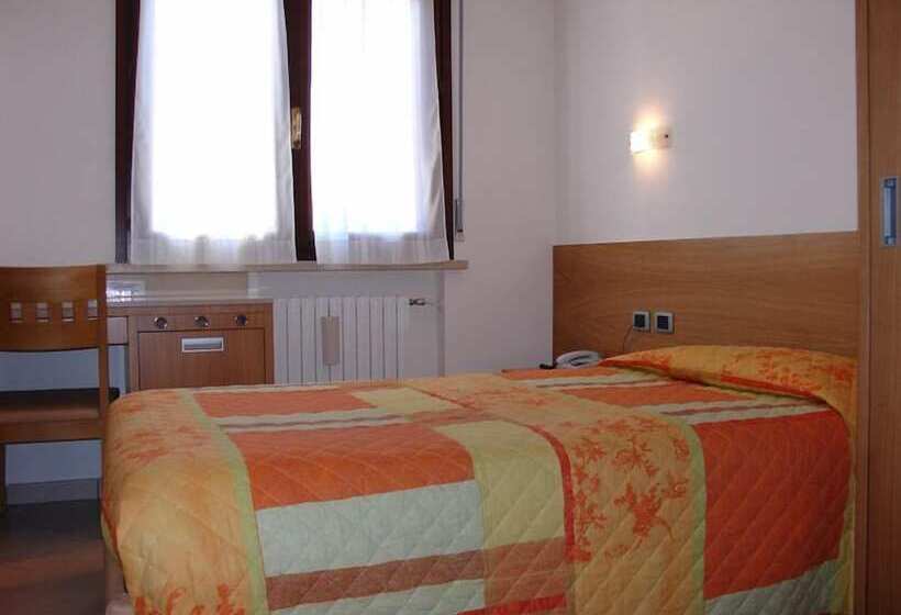 فندق Albergo Ristorante La Pieve