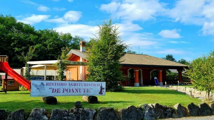 Отель Alloggio E Agriturismo De Poanute