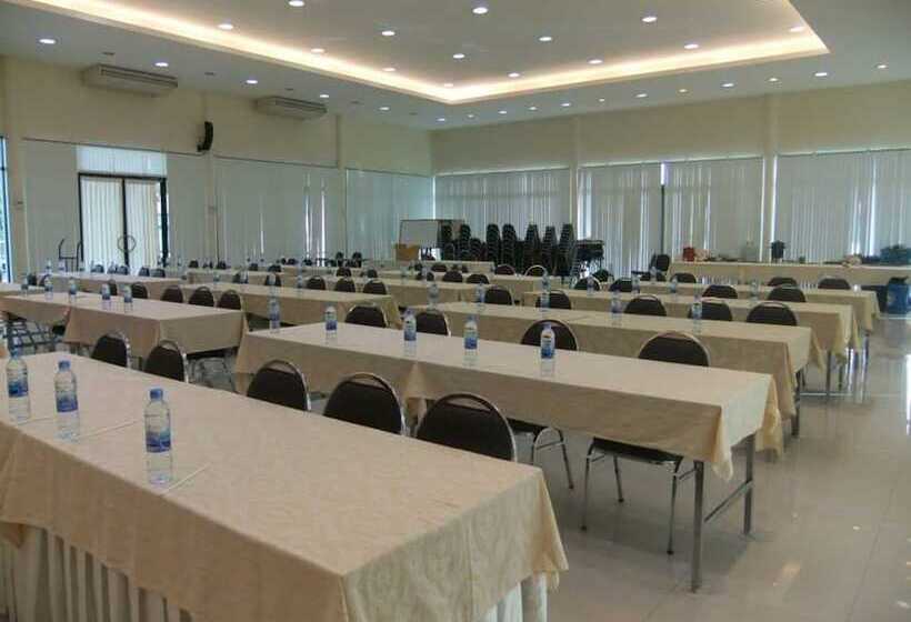 هتل Bungchawak Resort