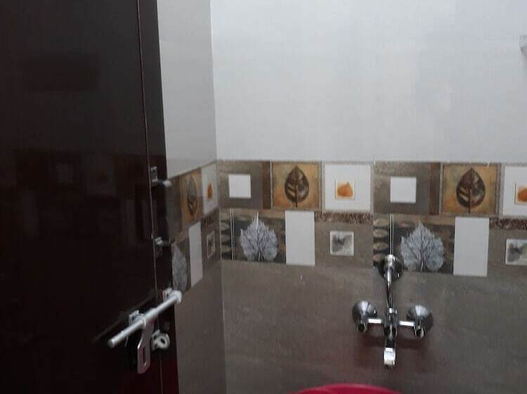 호텔 Jayaram Residency Srikalahasti