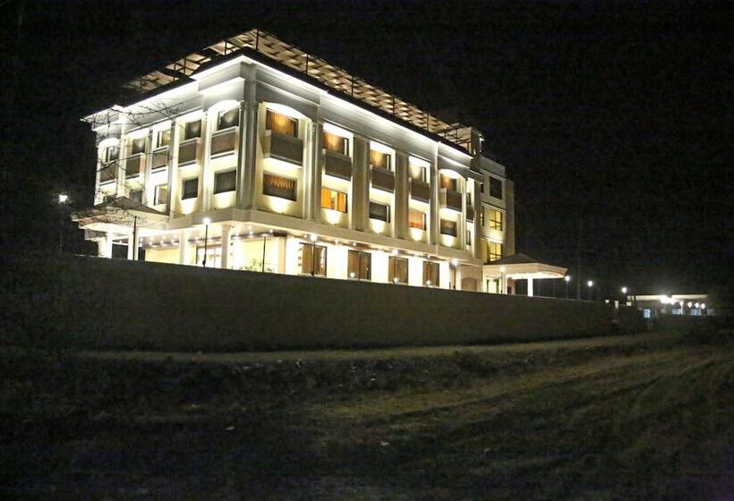 ホテル Lavanya Palace