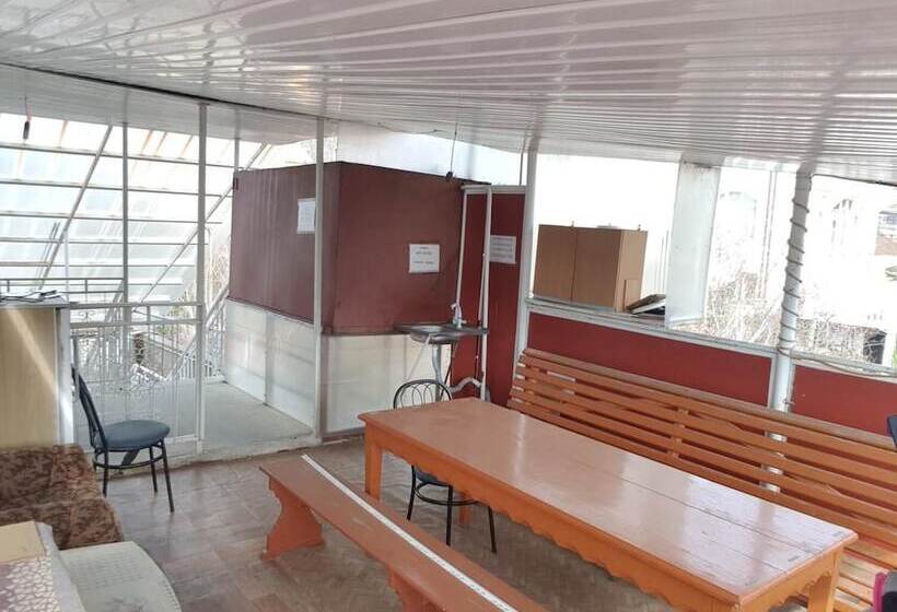 فندق Prostor Guest House