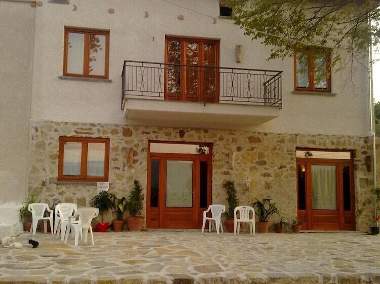 田舎風ホテル Agriturismo Le Cammarose