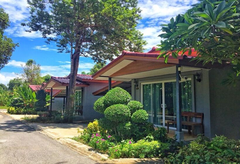 هتل Sinatara Resort