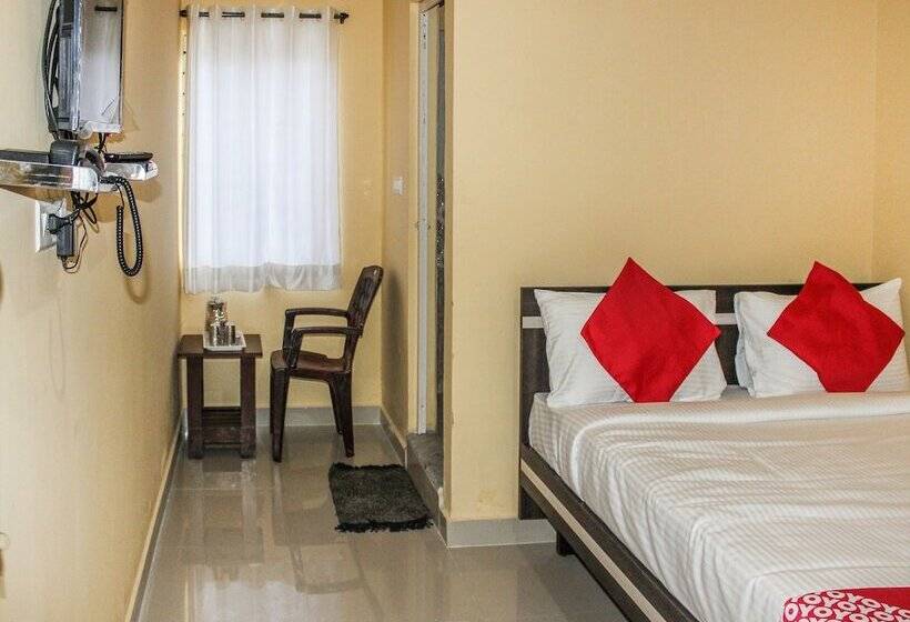酒店 Sri Guru Residency By Oyo Rooms