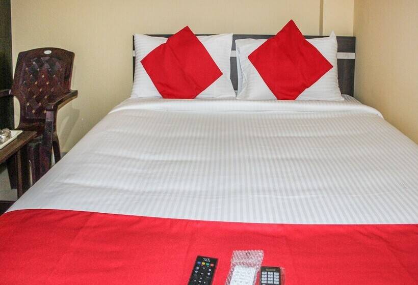 酒店 Sri Guru Residency By Oyo Rooms
