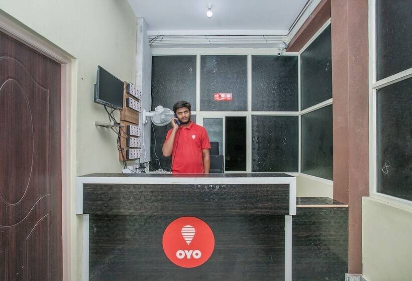 酒店 Sri Guru Residency By Oyo Rooms