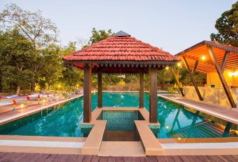 בית מלון כפרי Vannraj Resort And Spa