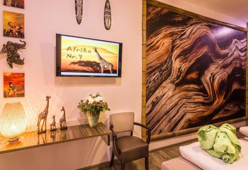 Отель Wuschl Lounge