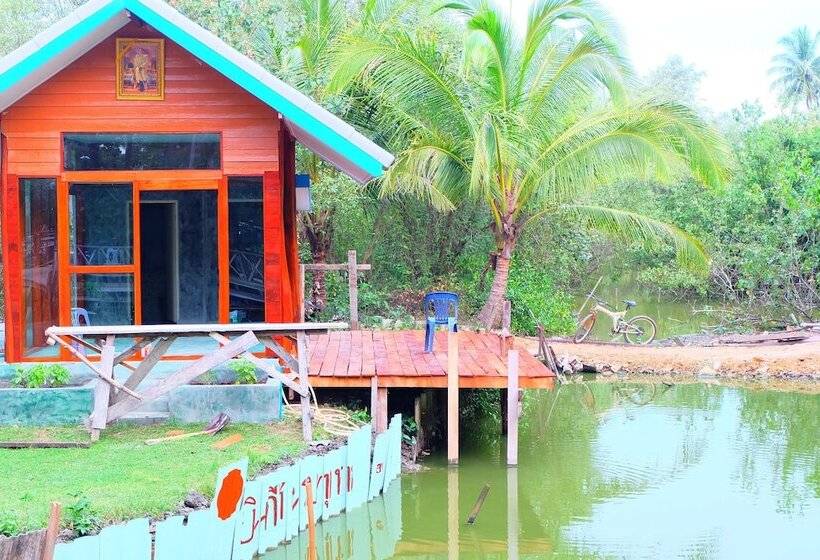 پانسیون Ban Leam Homestay