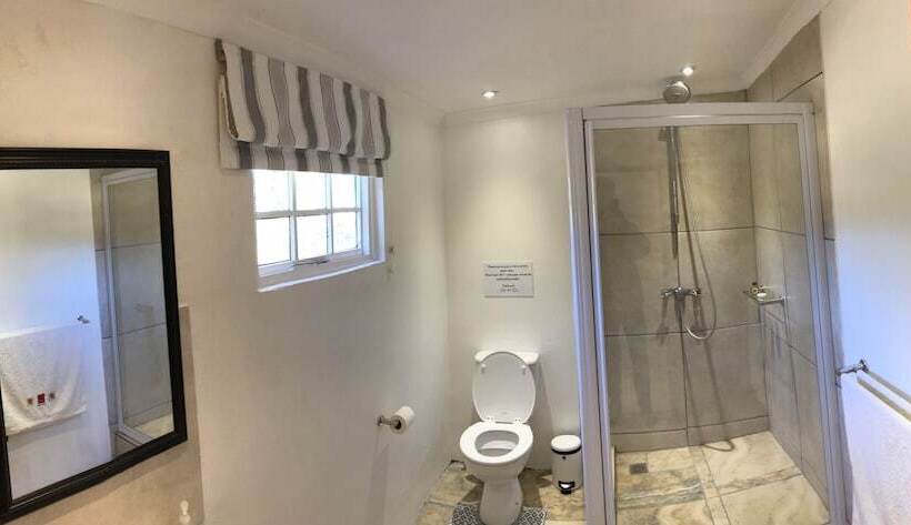 פנסיון Chilled Oaks