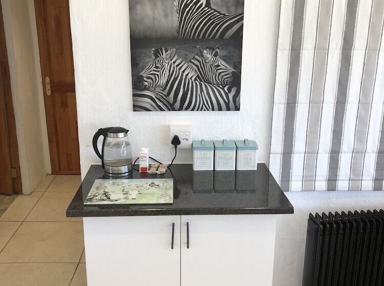 פנסיון Chilled Oaks