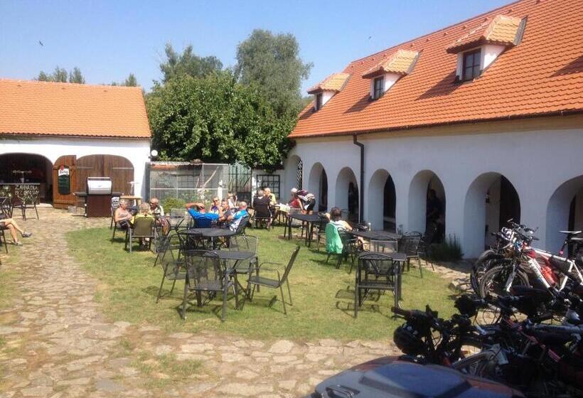 פנסיון Habánský Dům