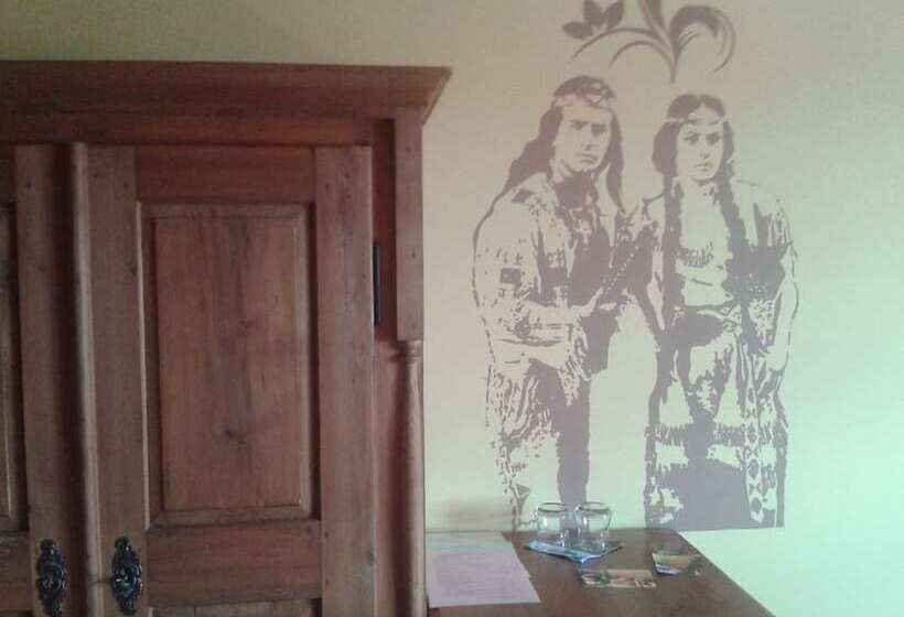 پانسیون Penzion Country Steak Restaurant