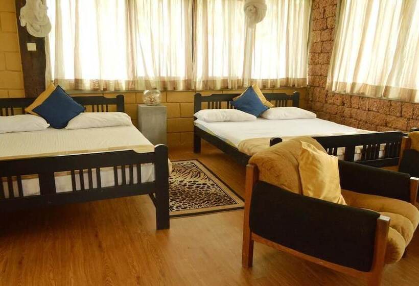 Пансион Wild Sands Beach Villa